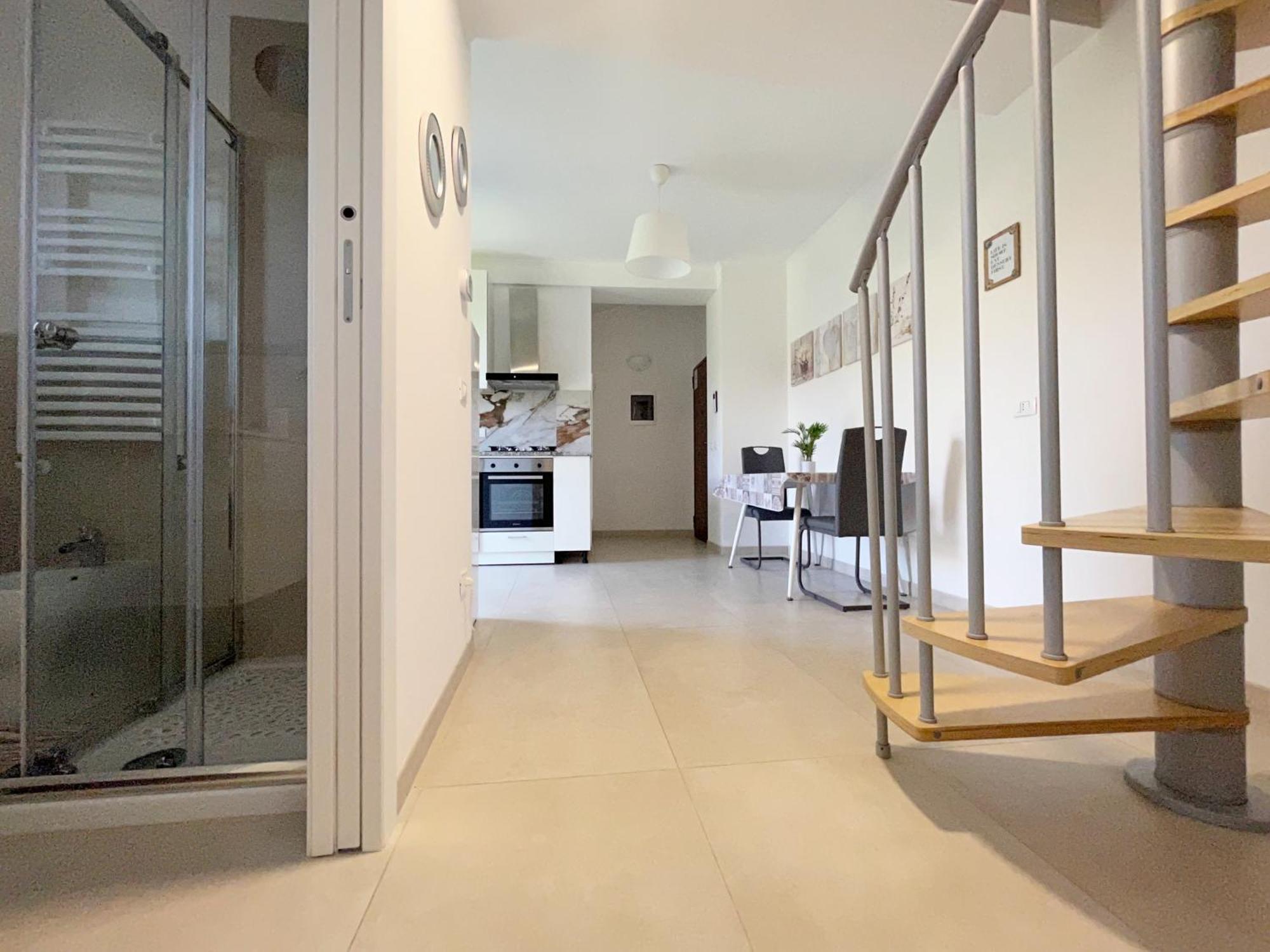 Appartamento con balcone affascinante a Cadorago Fino Mornasco Exterior foto