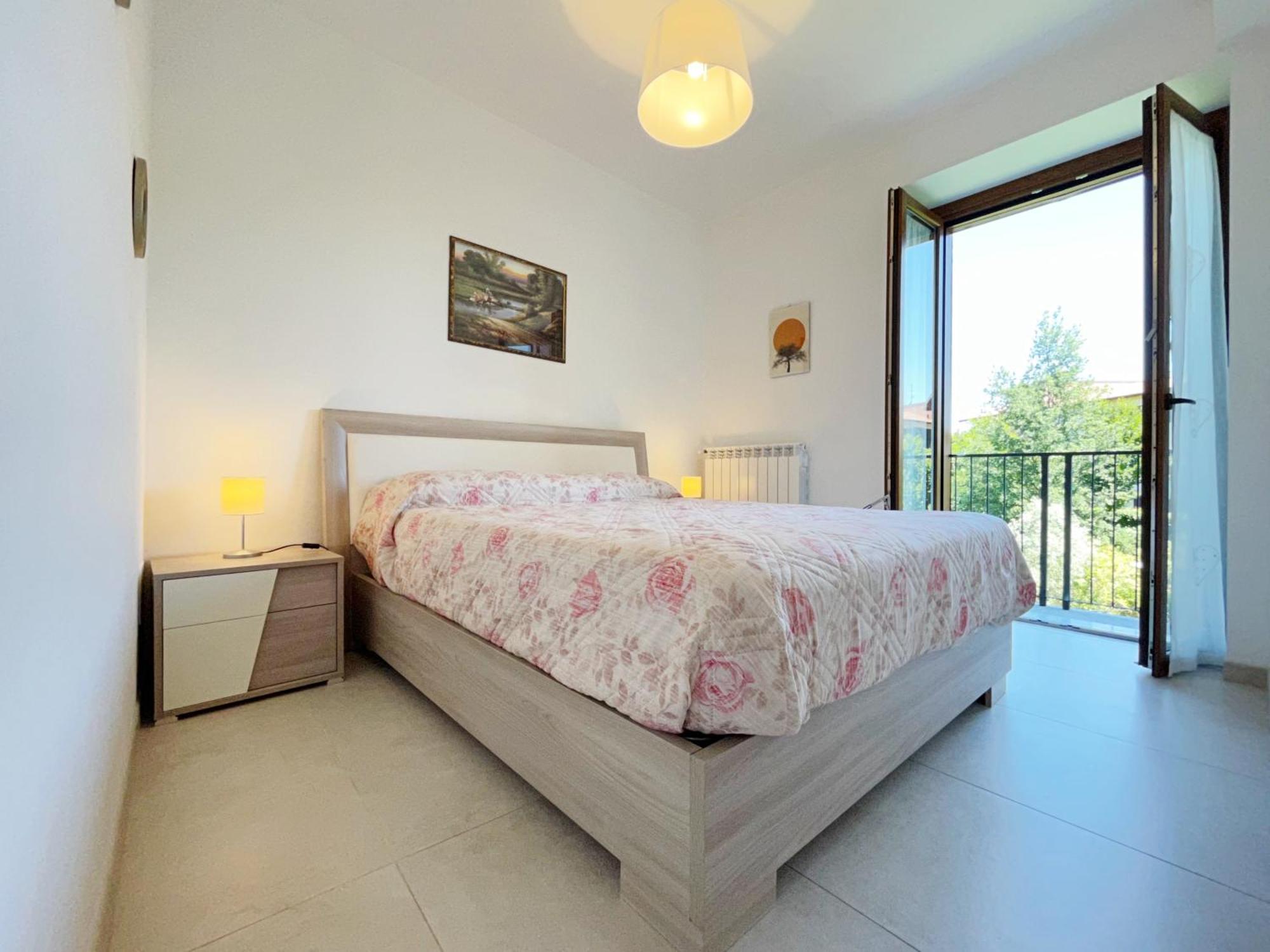 Appartamento con balcone affascinante a Cadorago Fino Mornasco Exterior foto